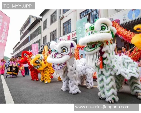 数千张十五运相片，十幅“时刻组成”印象，从头界说运动之美